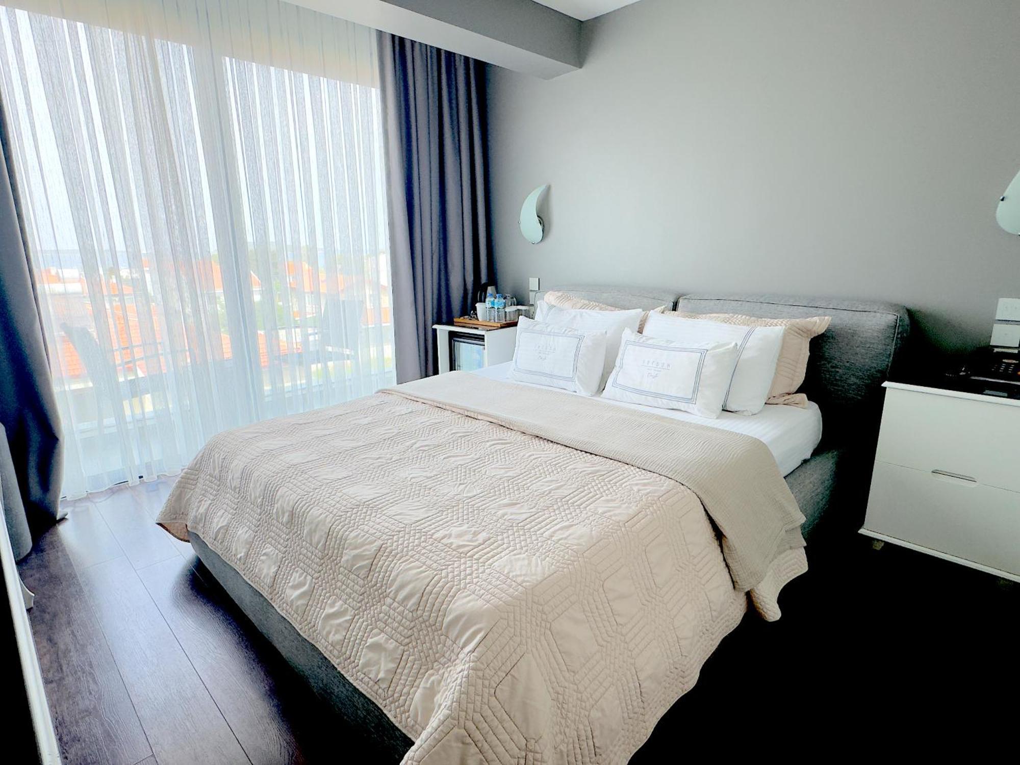Ferush Boutique Hotel Урла Екстер'єр фото