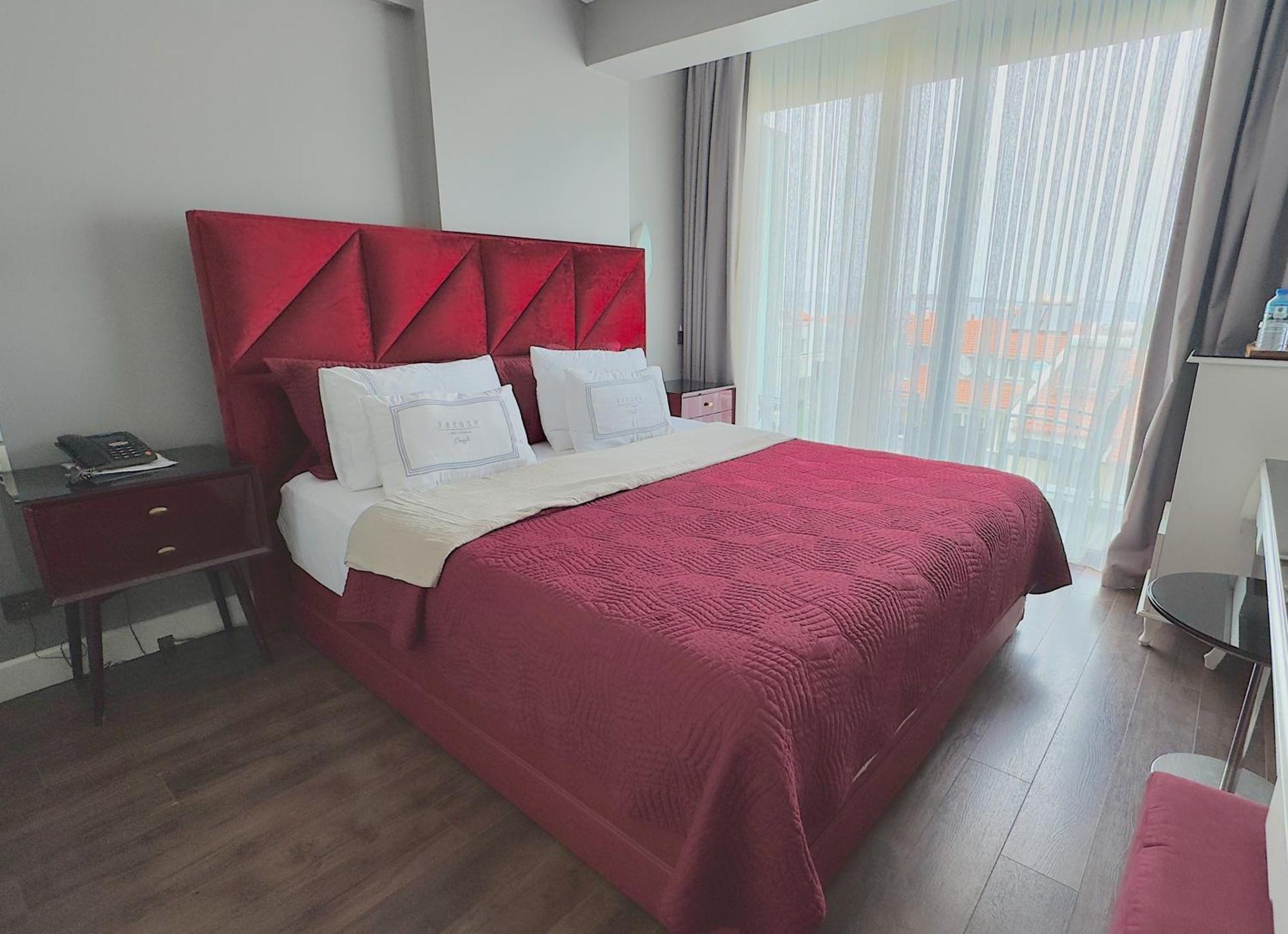 Ferush Boutique Hotel Урла Екстер'єр фото