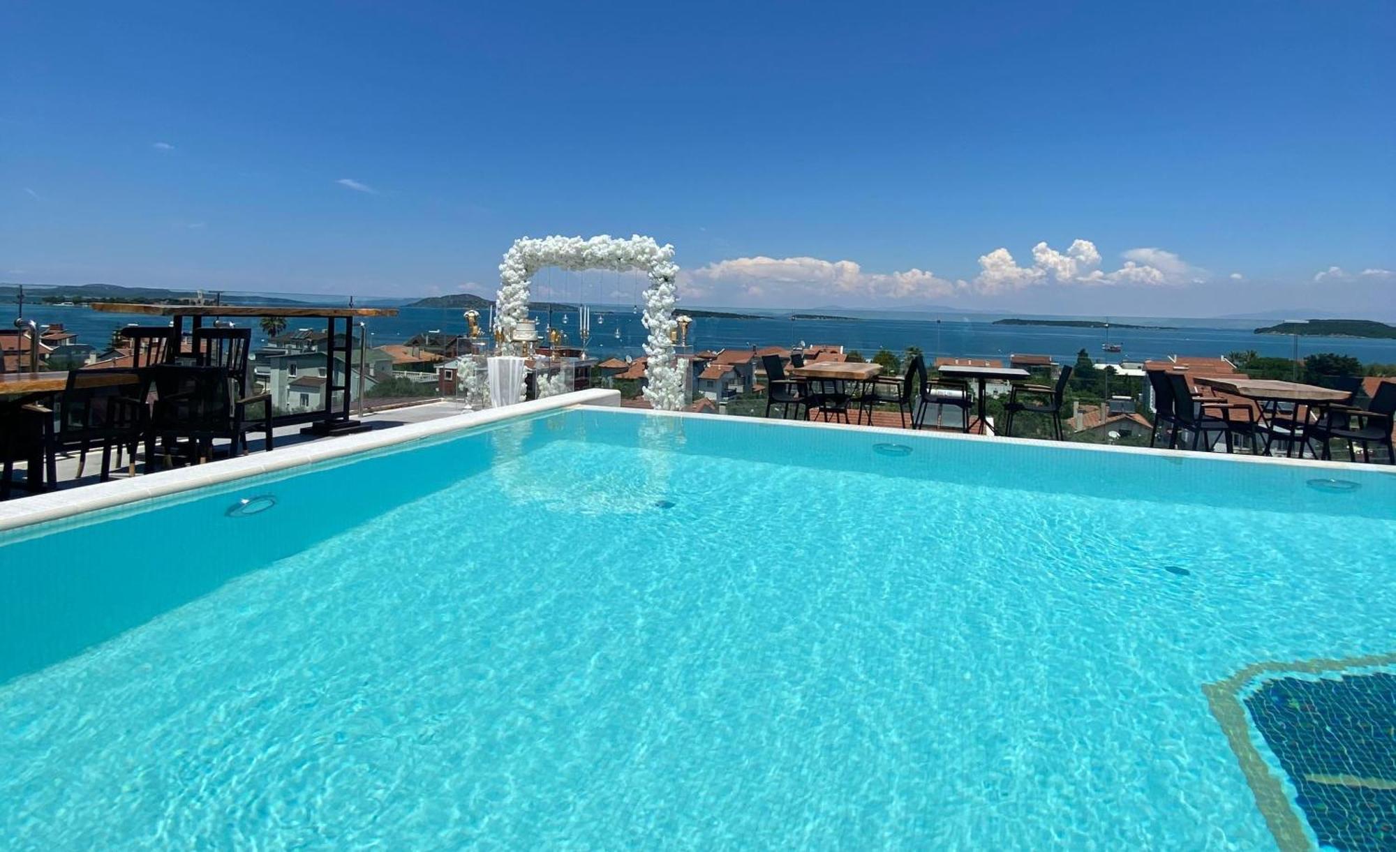 Ferush Boutique Hotel Урла Екстер'єр фото